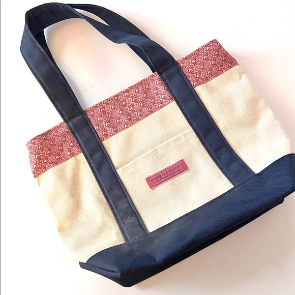 NWOT, Vineyard Vine Mini Tote - Picture 1 of 5